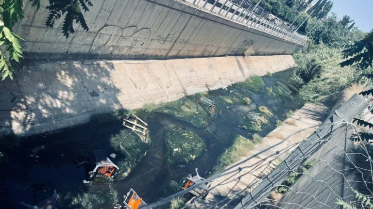 Μαρούσι:Ρέμα υγειονομική «βόμβα» , αφόρητη δυσοσμία στην περιοχή
