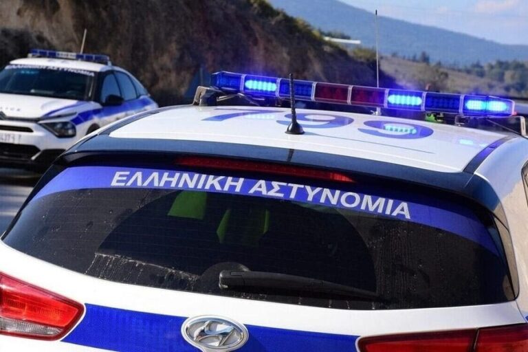 Μαρούσι: Γυναίκα σε αμόκ επιτέθηκε στον αδερφό της και δάγκωσε αστυνομικό